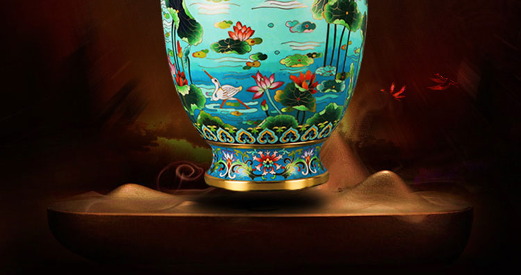 中国工艺美术大师张同禄 景泰蓝《合美万家瓶》